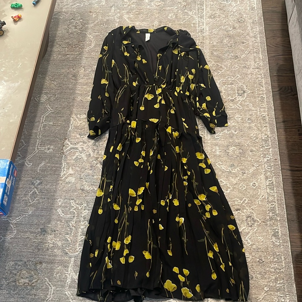 Unaya dress sz M